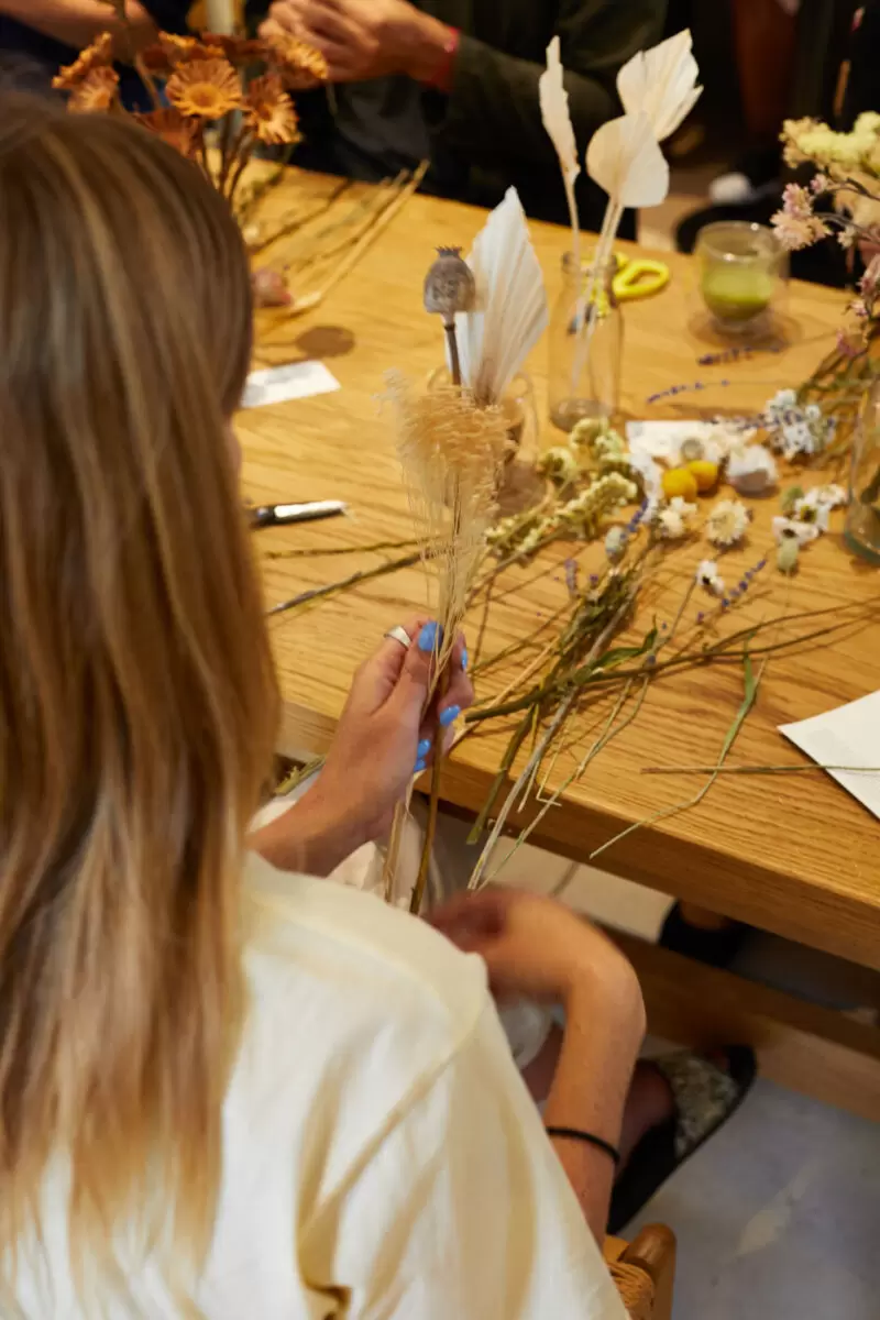 flower arranging activity